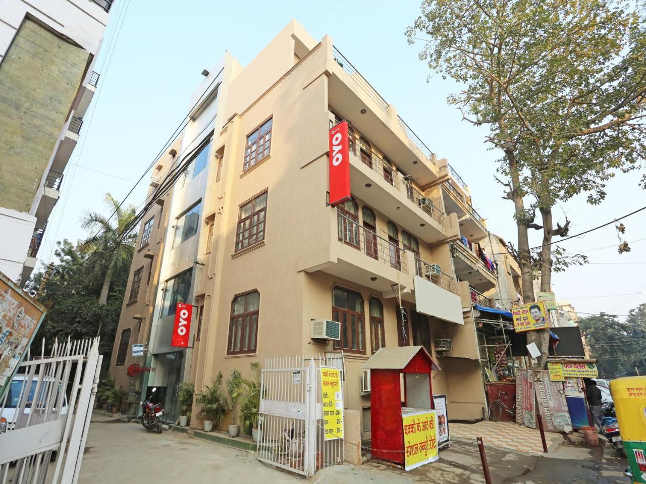 ניו דלהי Oyo 472 Hotel Sareen מראה חיצוני תמונה
